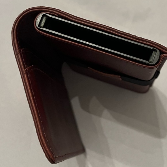 Slim Brown Leather Wallet RFID Protection Quick Release Cards Technology, - Picture 5 of 12